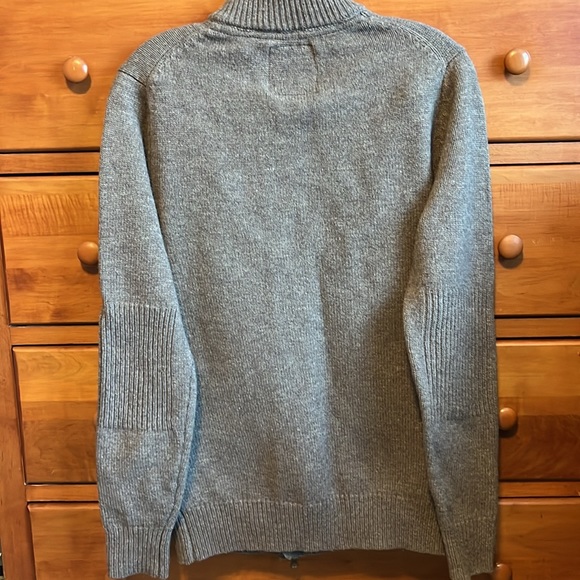 Cardigan sweater jacket. Two way zipper and button closure. Sleeves reinforced. - Picture 9 of 10